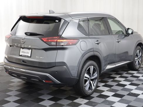 Used 2023 Nissan Rogue SL AWD/4WD image 18