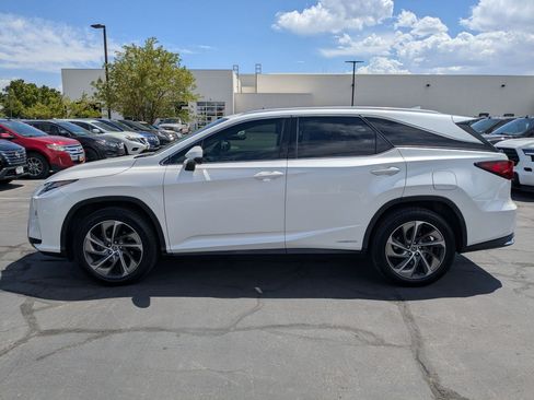 Used 2019 Lexus RX 450hL Luxury w/ Accessory Package AWD/4WD image 9