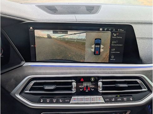 Used 2022 BMW X7 xDrive40i w/ Premium Enhanced Package image 24