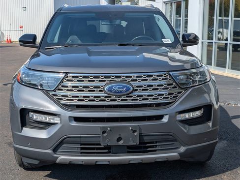 Used 2023 Ford Explorer Limited w/ Equipment Group 301A image 2