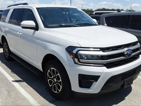 Used 2024 Ford Expedition XLT AWD/4WD image 1