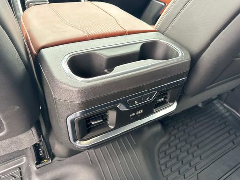 Used 2024 GMC Sierra 1500 Denali Ultimate image 17