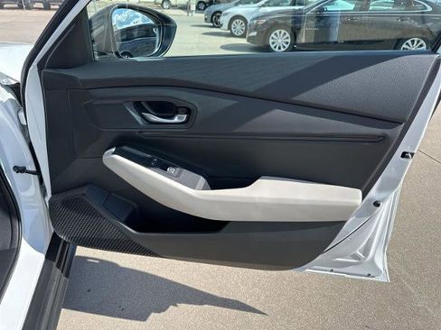 New 2025 Honda Accord SE image 22