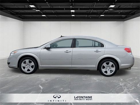 Used 2008 Saturn Aura XE image 2