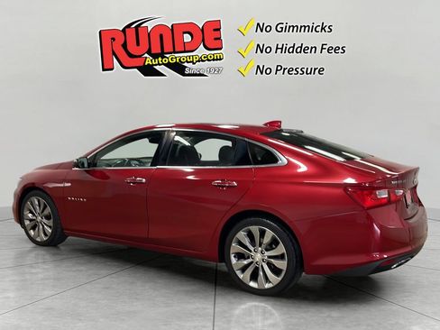Used 2016 Chevrolet Malibu Premier w/ Driver Confidence Package II FWD image 3