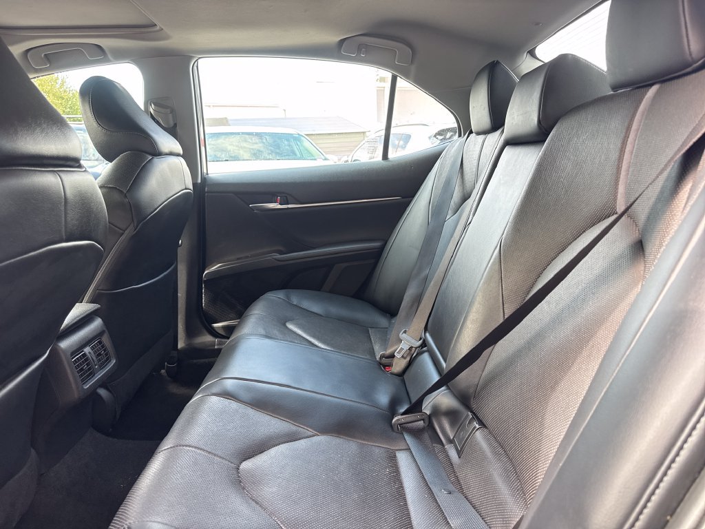 Used 2022 Toyota Camry XLE w/ Navigation Upgrade Package FWD image 11