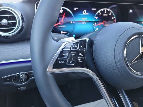 Used 2022 Mercedes-Benz E 350 Sedan image 28