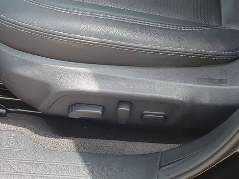 Used 2019 Subaru Outback 2.5i Limited w/ Popular Package #2 AWD/4WD image 16
