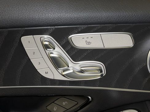 Used 2018 Mercedes-Benz GLC 300 4MATIC Coupe image 28