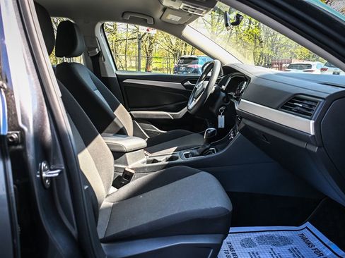 Used 2021 Volkswagen Jetta S image 18