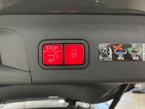 New 2026 Mercedes-Benz GLS 450 4MATIC image 10