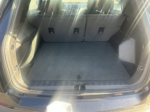 Used 2019 Chevrolet Equinox LS FWD image 10