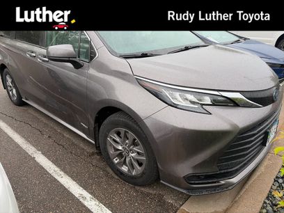 Certified 2021 Toyota Sienna LE