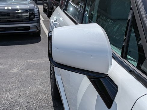 New 2026 Hyundai Palisade Calligraphy FWD image 12