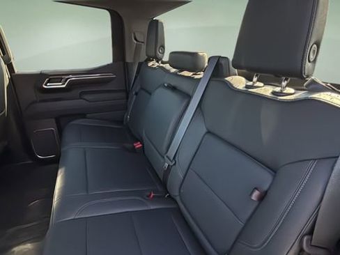 Used 2022 Chevrolet Silverado 1500 LTZ image 18