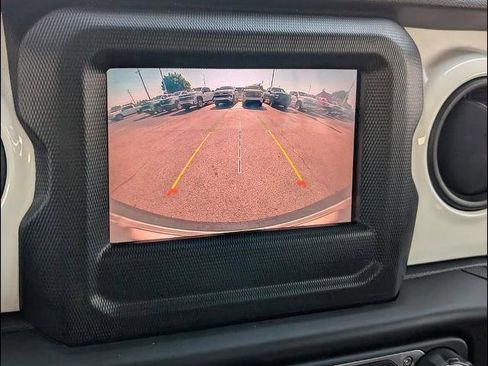 Used 2021 Jeep Wrangler Unlimited Sport AWD/4WD image 9