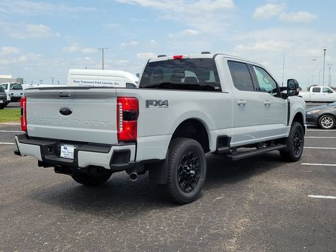 New 2026 Ford F250 XLT w/ XLT Premium Package AWD/4WD image 4