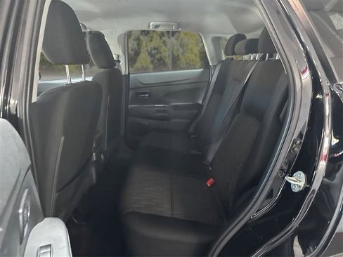 Used 2024 Mitsubishi Outlander Sport ES image 10