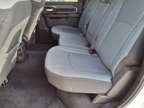 Used 2024 RAM 2500 Big Horn w/ Bed Utility Group image 20