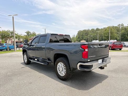 Used 2020 Chevrolet Silverado 2500 LTZ w/ LTZ Plus Package AWD/4WD image 7