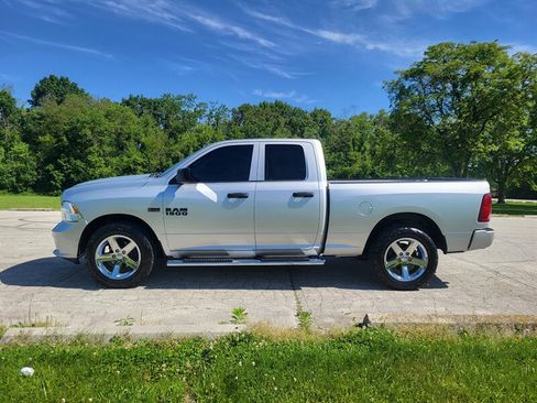 Used 2016 RAM 1500 Express AWD/4WD image 3