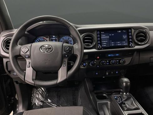 Used 2023 Toyota Tacoma TRD Sport image 5