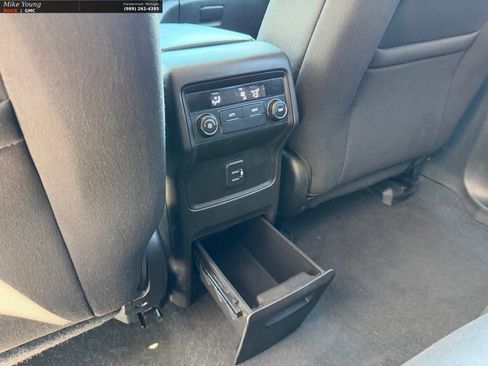 Used 2019 GMC Acadia SLE AWD/4WD image 12
