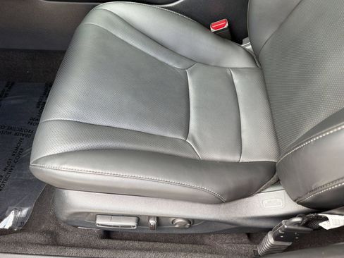 Used 2024 Honda Accord Touring image 13