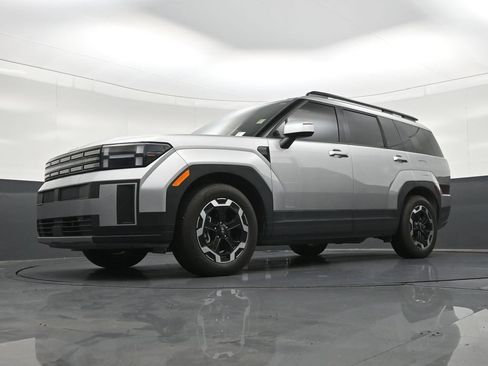 Used 2025 Hyundai Santa Fe SEL FWD image 23