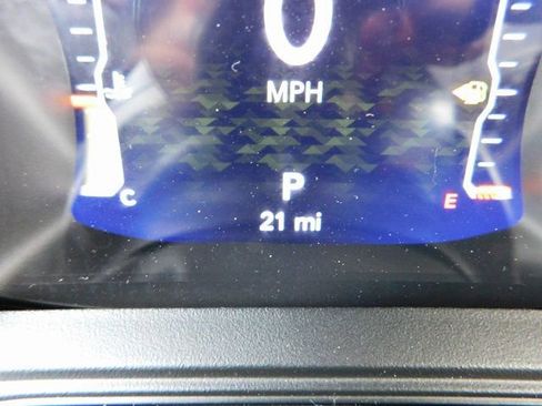 New 2025 Jeep Gladiator Sport image 23