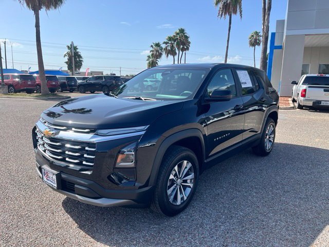 Used 2026 Chevrolet Equinox LT FWD image 3