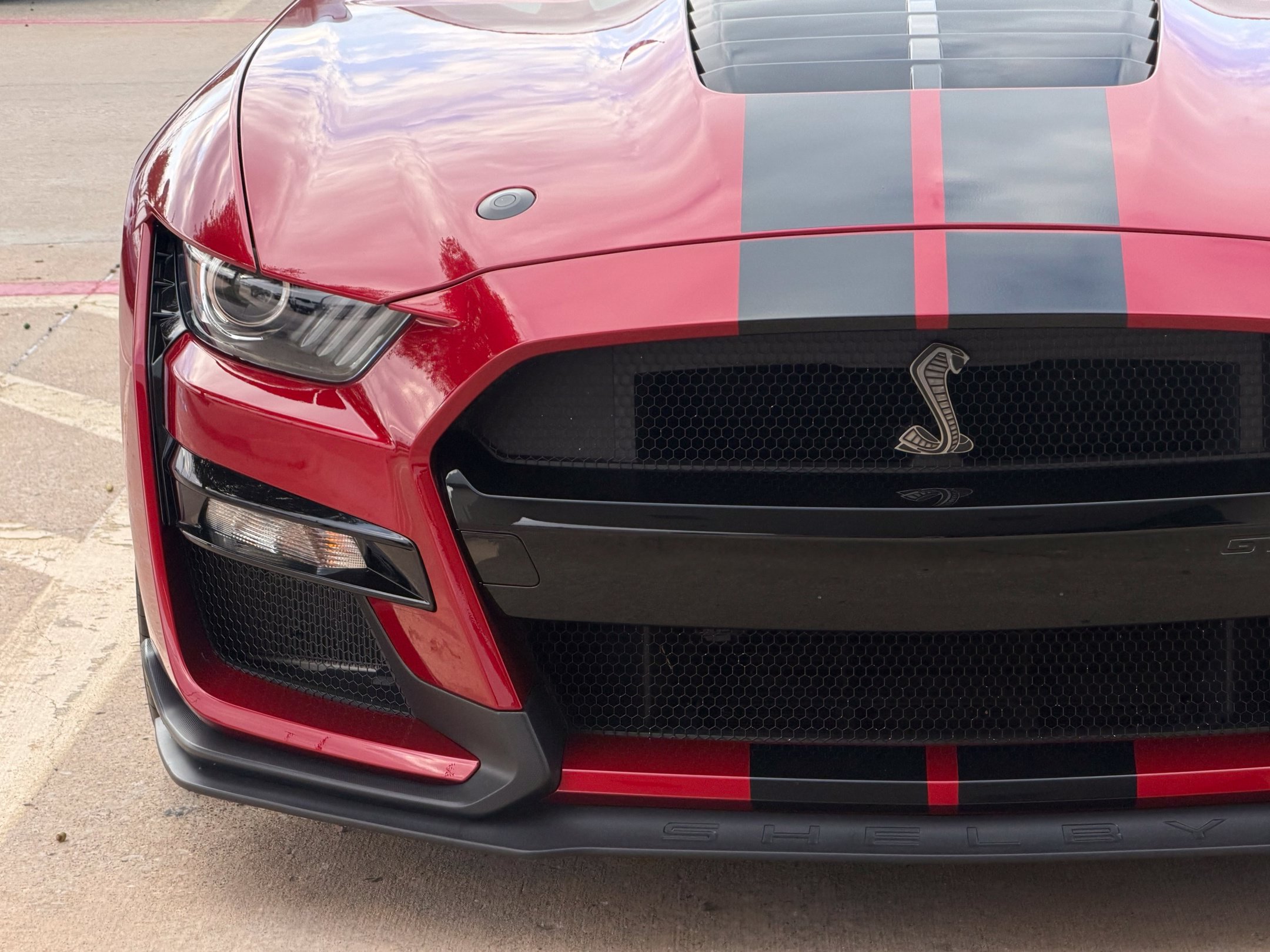 Used 2021 Ford Mustang Shelby GT500 w/ Technology Package RWD image 6