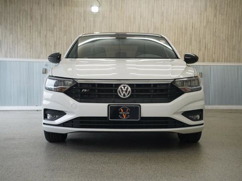 Used 2020 Volkswagen Jetta R-Line w/ R-Line Cold Weather Package FWD image 2