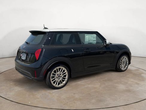New 2026 MINI Cooper S image 3