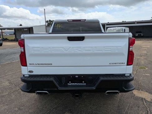 Used 2021 Chevrolet Silverado 1500 Custom Trail Boss AWD/4WD image 5