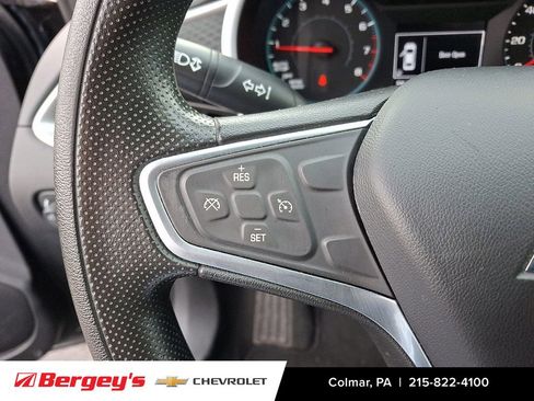 Used 2022 Chevrolet Malibu LT image 23