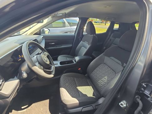 Used 2026 Nissan Kicks SV w/ Cold Weather Package AWD/4WD image 27