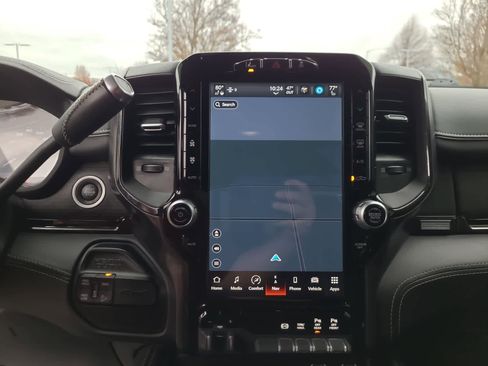 Used 2023 RAM 2500 Limited image 24