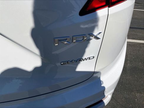 Used 2025 Acura RDX SH-AWD w/ Advance Package image 11