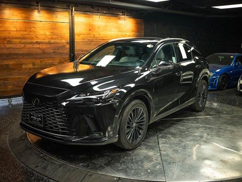 Used 2025 Lexus RX 350h w/ Convenience Package AWD/4WD image 2