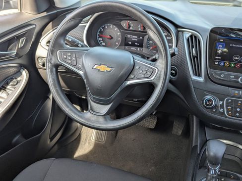 Certified 2024 Chevrolet Malibu LT image 15
