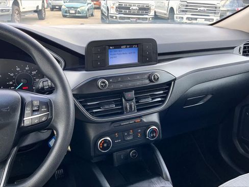 Used 2020 Ford Escape S image 7