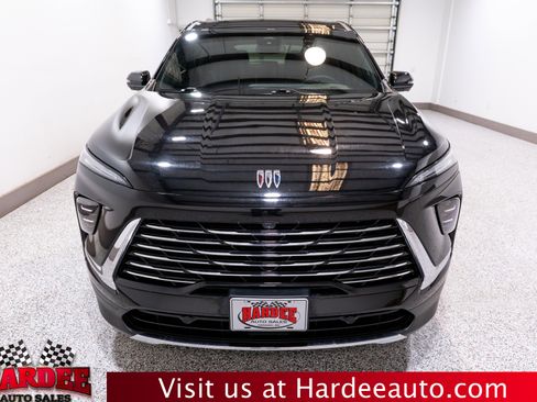 Used 2025 Buick Enclave Preferred image 7