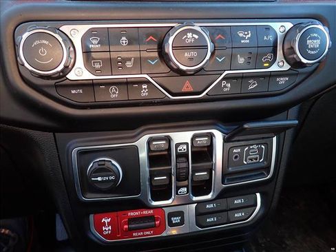 Used 2019 Jeep Wrangler Unlimited Rubicon AWD/4WD image 5
