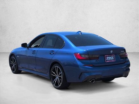 Used 2022 BMW 330e w/ M Sport Package RWD image 6