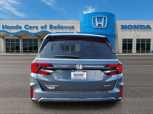 New 2026 Honda Odyssey Elite image 4