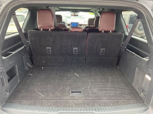 Used 2024 Ford Expedition Max Limited image 13