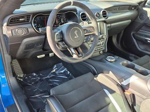 Used 2020 Ford Mustang Shelby GT500 w/ Technology Package image 9