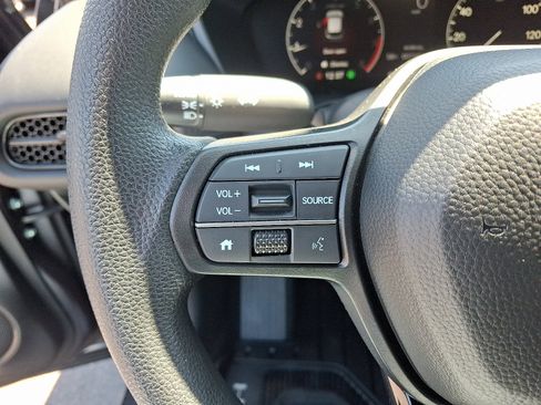 Used 2025 Honda HR-V LX image 20