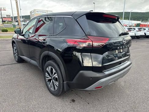 Certified 2023 Nissan Rogue SV AWD/4WD image 8